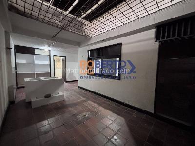 Casa de 5 alcobas en venta en Campestre, Bucaramanga, 300 m² · foto 7 de 13