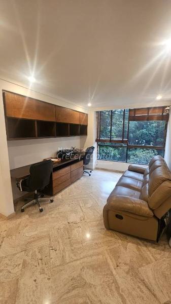 Exclusive 4BR Apartment with Terrace in El Poblado - 7