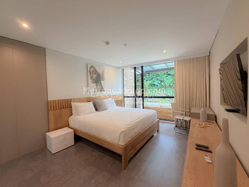 Furnished 1BR Apartment with Terrace View in Alto de Palmas - 6