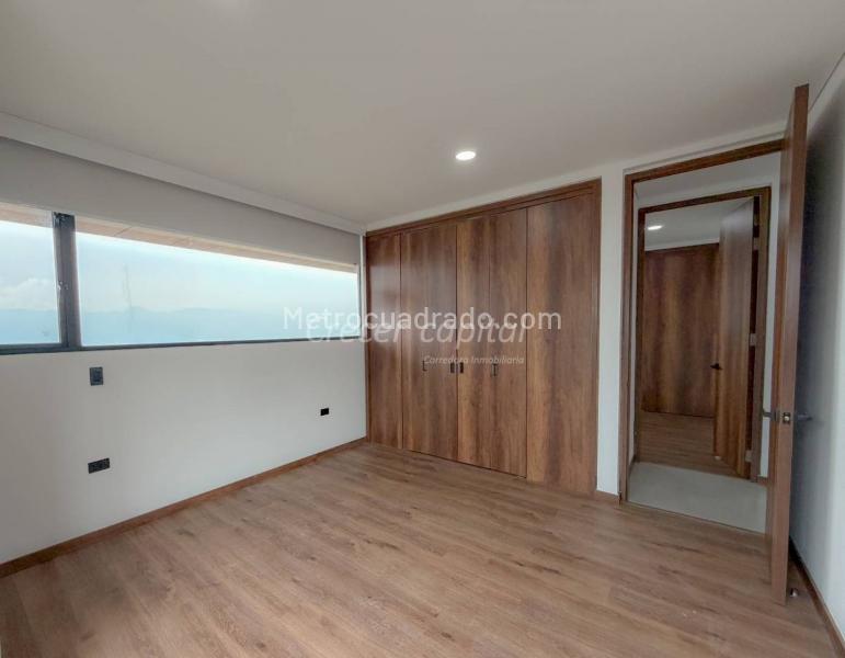 Apartamento Moderno de 2 Alcobas en Las Palmas, Altos del Poblado - 7