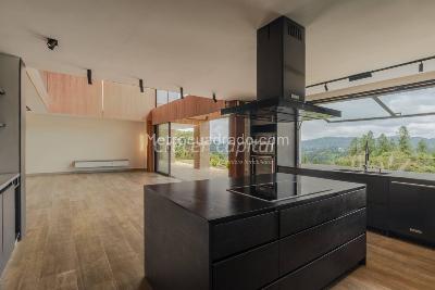 Casa de 5 alcobas en venta en Loma Del Escobero, Envigado · foto 5 de 9