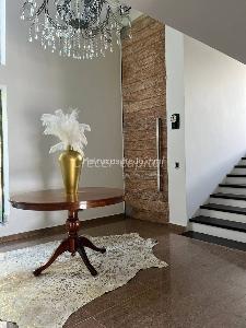 Casa de 3 alcobas en venta en El Poblado, Medellín, 1800 m² · foto 15 de 20