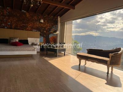 Casa de 3 alcobas en venta en El Poblado, Medellín, 1800 m² · foto 19 de 20