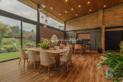 Casa de 4 alcobas en venta en Alto De Palmas, Envigado, 1119 m² · foto 4 de 14