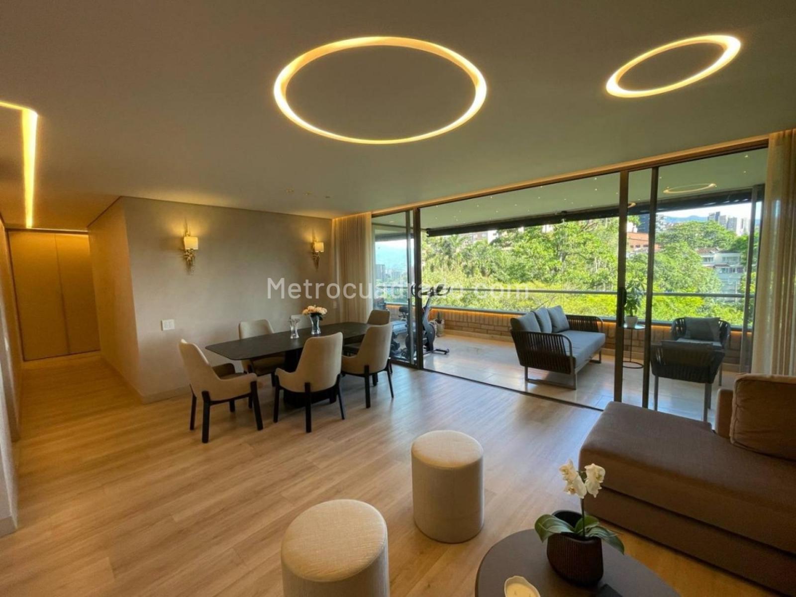 Apartamento de 2 habitaciones en venta en Poblado, Medellín — imagen 1 de 20