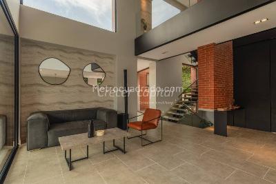 Casa de 5 alcobas en venta en Alto De Palmas, Envigado · foto 2 de 8