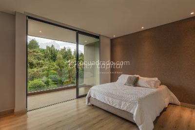 Casa de 5 alcobas en venta en Alto De Palmas, Envigado · foto 5 de 8