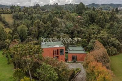 Casa de 5 alcobas en venta en Alto De Palmas, Envigado · foto 8 de 8