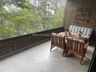 Apartamento de 1 alcoba en venta en Altos Del Poblado, Medellín, 88 m² · foto 6 de 16
