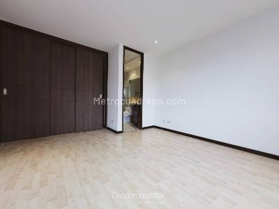 Apartamento de 3 alcobas en venta en Altos Del Poblado, Medellín, 85 m² · foto 7 de 20