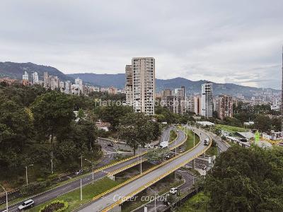 Apartamento de 3 alcobas en venta en Altos Del Poblado, Medellín, 85 m² · foto 9 de 20