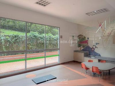 Apartamento de 3 alcobas en venta en Altos Del Poblado, Medellín, 85 m² · foto 15 de 20