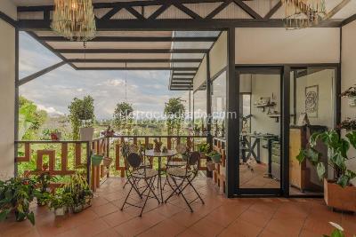 Casa de 3 alcobas en venta en Vereda Mampuesto, Rionegro · foto 2 de 8