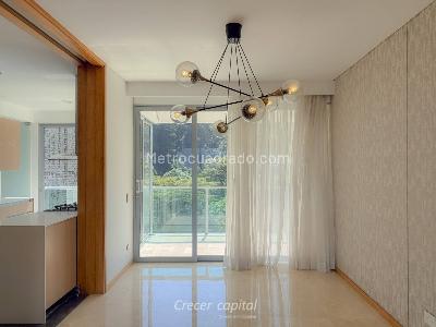 Apartamento en venta en Altos Del Poblado, Medellín · foto 6 de 20
