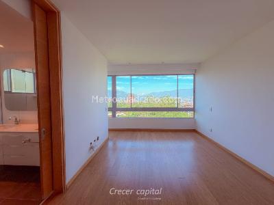 Apartamento en venta en Altos Del Poblado, Medellín · foto 12 de 20