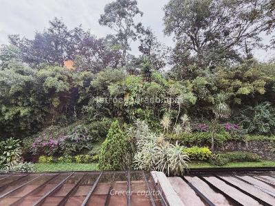 Casa de 3 alcobas en venta en Altos Del Poblado, Medellín, 257 m² · foto 13 de 20
