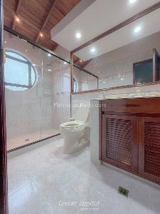 Casa de 3 alcobas en venta en Altos Del Poblado, Medellín, 257 m² · foto 19 de 20