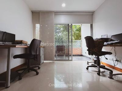 Apartamento de 3 alcobas en venta en Altos Del Poblado, Medellín, 233 m² · foto 10 de 20