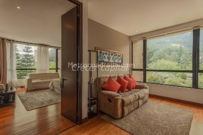 Apartamento en venta en Altos Del Poblado, Medellín · foto 5 de 8