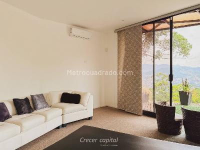 Casa de 3 alcobas en venta en Altos Del Poblado, Medellín, 412 m² · foto 13 de 20