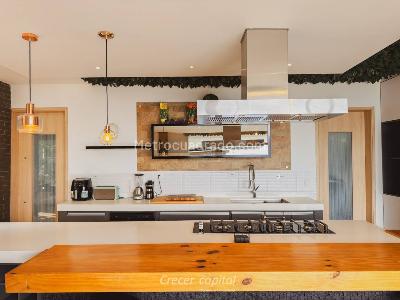 Casa de 3 alcobas en venta en Altos Del Poblado, Medellín, 412 m² · foto 7 de 20