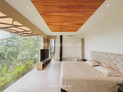 Casa de 3 alcobas en venta en Altos Del Poblado, Medellín, 412 m² · foto 9 de 20