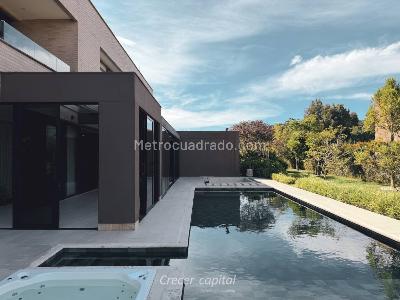 Casa de 3 alcobas en venta en Alto De Palmas, Envigado, 1650 m² · foto 2 de 20