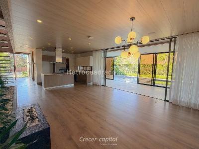 Casa de 3 alcobas en venta en Alto De Palmas, Envigado, 1650 m² · foto 10 de 20
