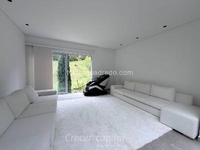 Casa de 4 alcobas en venta en Altos Del Poblado, Medellín, 1550 m² · foto 4 de 20
