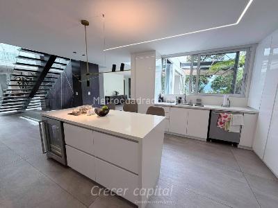 Casa de 4 alcobas en venta en Altos Del Poblado, Medellín, 1550 m² · foto 15 de 20