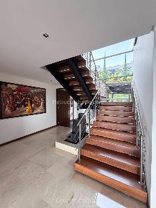 Casa de 5 alcobas en venta en Altos Del Poblado, Medellín, 1715 m² · foto 15 de 20