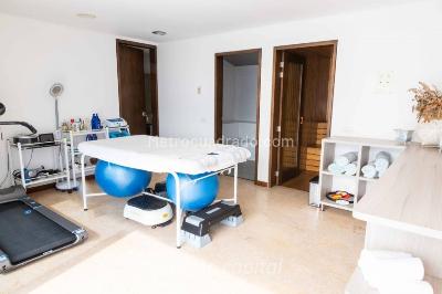 Casa de 5 alcobas en venta en Altos Del Poblado, Medellín, 1715 m² · foto 4 de 20