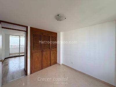 Apartamento en venta en Altos Del Poblado, Medellín · foto 13 de 20
