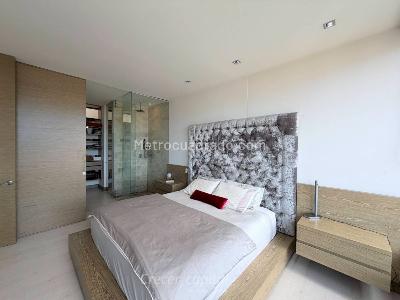 Apartamento de 1 alcoba en venta en Altos Del Poblado, Medellín, 84 m² · foto 11 de 20