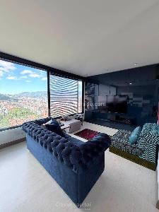 Apartamento de 1 alcoba en venta en Altos Del Poblado, Medellín, 84 m² · foto 2 de 20