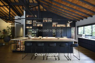 Casa de 4 alcobas en venta en El Poblado, Medellín, 1549 m² · foto 10 de 20