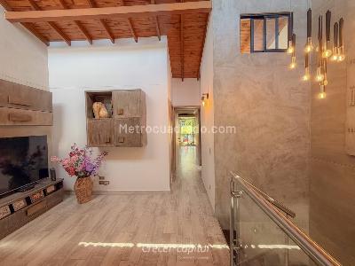 Casa de 3 alcobas en venta en La Abadia, Envigado, 186 m² · foto 16 de 20