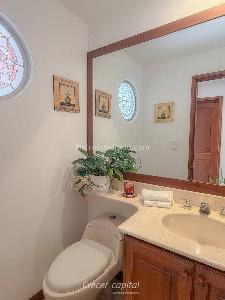 Casa de 3 alcobas en venta en El Poblado, Medellín, 218 m² · foto 13 de 20