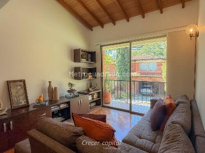 Casa de 3 alcobas en venta en El Poblado, Medellín, 218 m² · foto 3 de 20