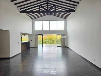 Casa de 5 alcobas en venta en Alto De Palmas, Envigado, 1650 m² · foto 8 de 13