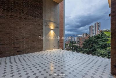 Apartamento en venta en El Poblado, Medellín · foto 2 de 15