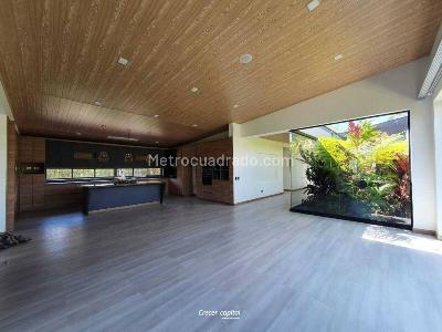 Casa de 3 alcobas en venta en Llano Grande, Rionegro, 1875 m² · foto 16 de 20
