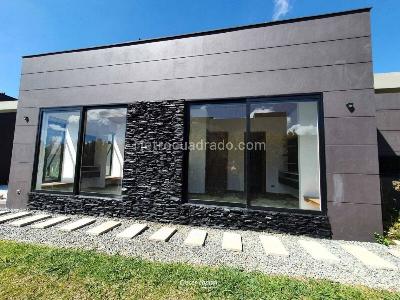 Casa de 3 alcobas en venta en Llano Grande, Rionegro, 1875 m² · foto 5 de 20