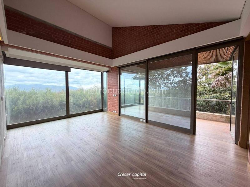 House in Envigado - Más