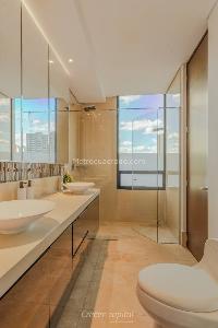 Apartamento de 3 alcobas en venta en El Poblado, Medellín, 217 m² · foto 10 de 10