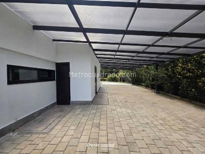 Casa de 5 alcobas en venta en Alto De Palmas, Envigado, 1650 m² · foto 7 de 13