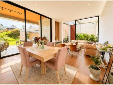 Casa de 3 alcobas en venta en Alto De Palmas, Envigado, 1350 m² · foto 10 de 16