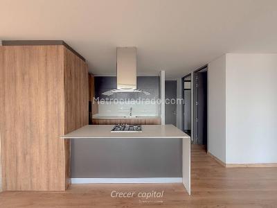 Apartamento en venta en El Poblado, Medellín · foto 4 de 13