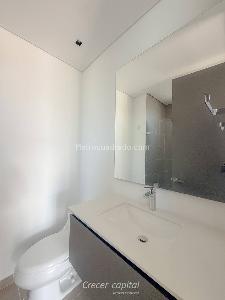 Apartamento en venta en El Poblado, Medellín · foto 8 de 13