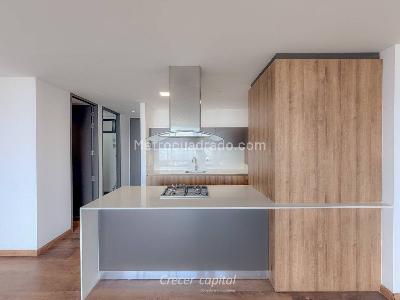 Apartamento de 3 alcobas en venta en El Poblado, Medellín, 140 m² · foto 4 de 12